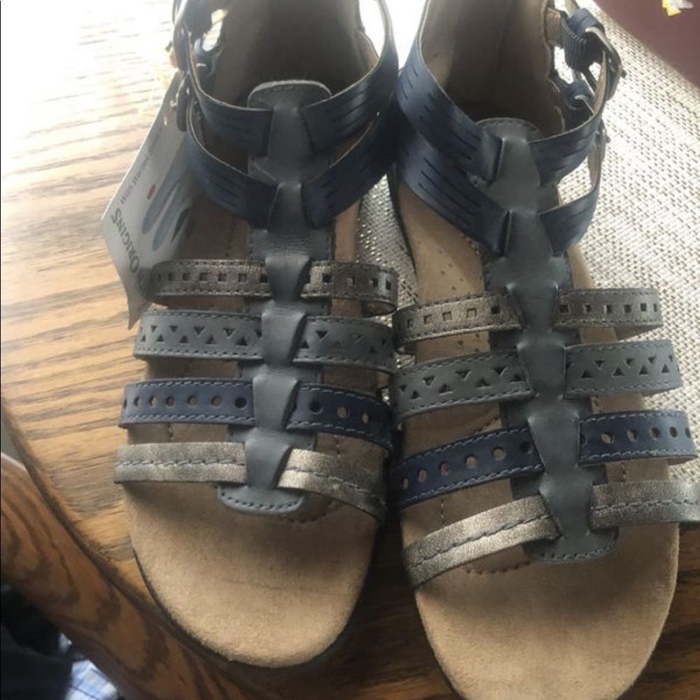 Earth origins sandals